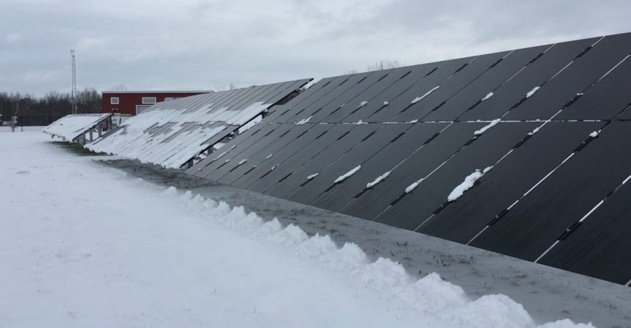 Choosing the Right Solar Panel and Mounting System for Snowy Climates