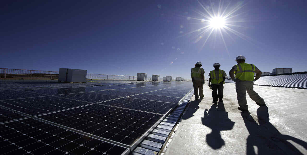 Tackling Solar Workforce Shortages: Recruitment and Retention