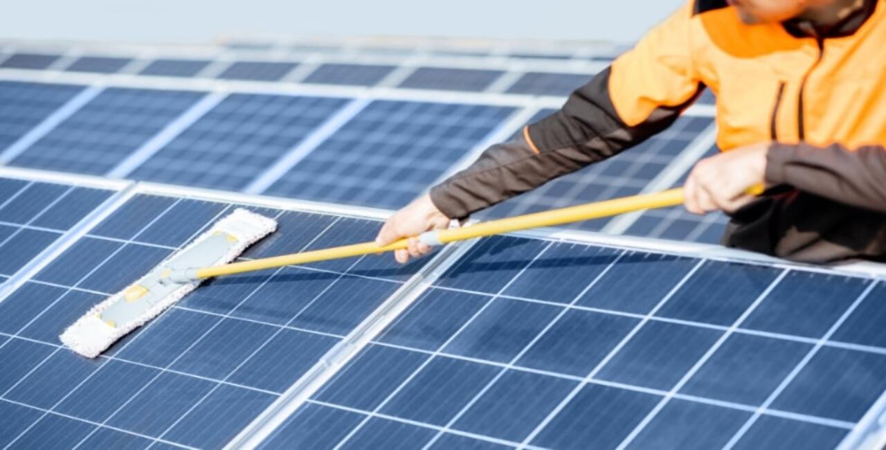 Solar Panel Maintenance 101: Tips